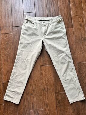 Lululemon Mens ABC Pant Beige Size 36 GUC 33Inseam